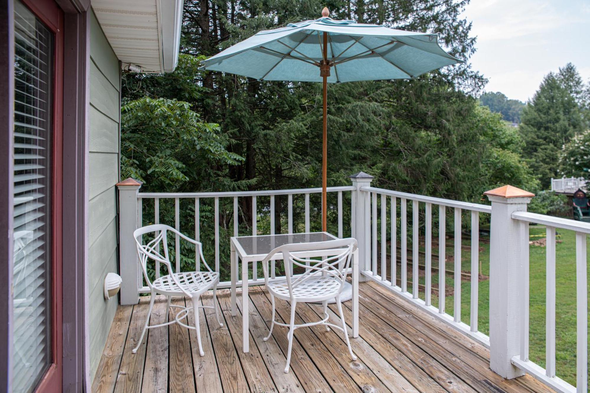 Elk River Hotel & Cafe Sutton Bagian luar foto