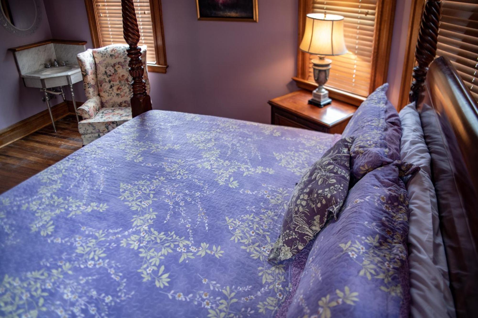 Elk River Hotel & Cafe Sutton Bagian luar foto