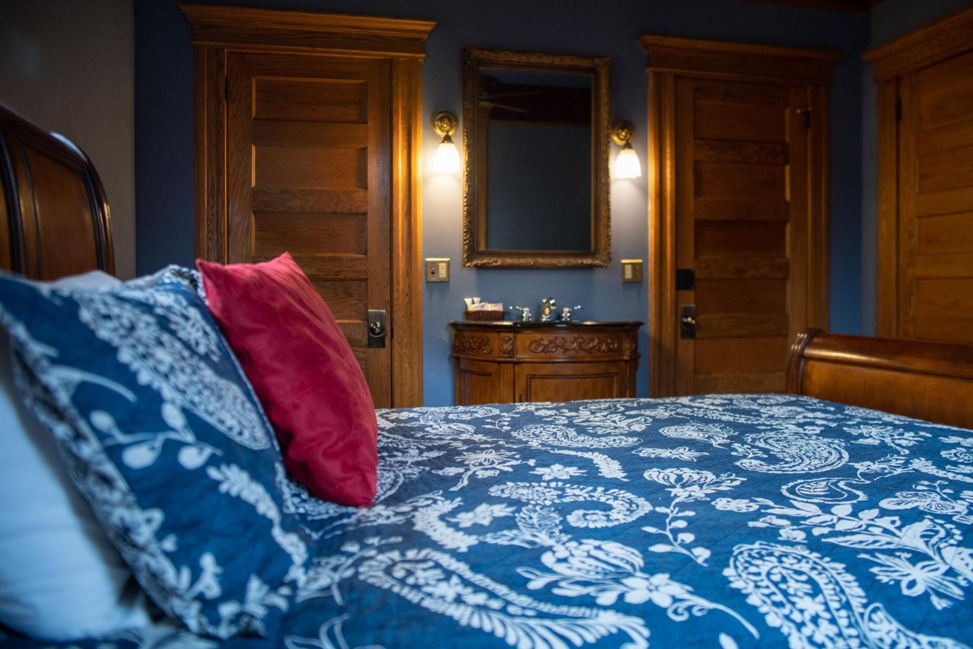 Elk River Hotel & Cafe Sutton Bagian luar foto